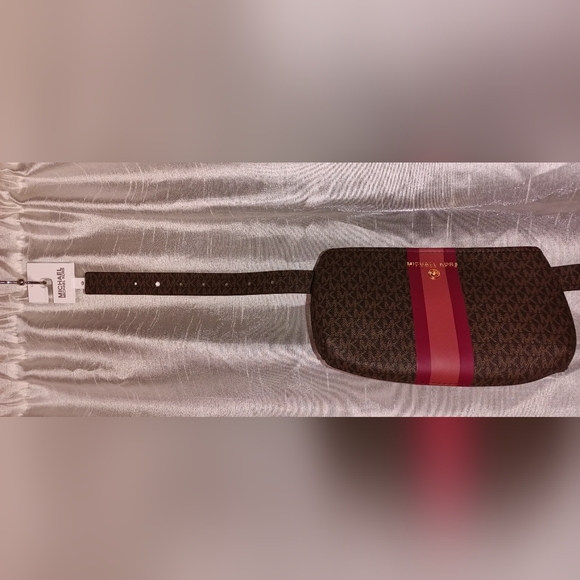 Michael Kors belt - Picture 8 of 16